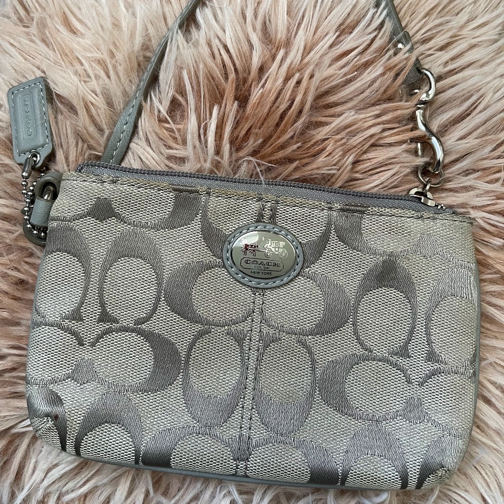 Coach light grey signature corner zip wristlet wallet